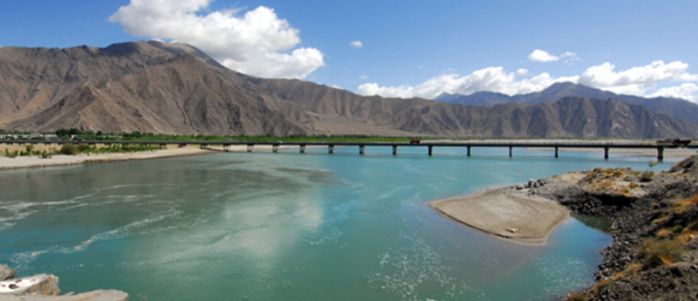 Chinese Bridge on Pangong Lake (GS Paper 1, Geography)